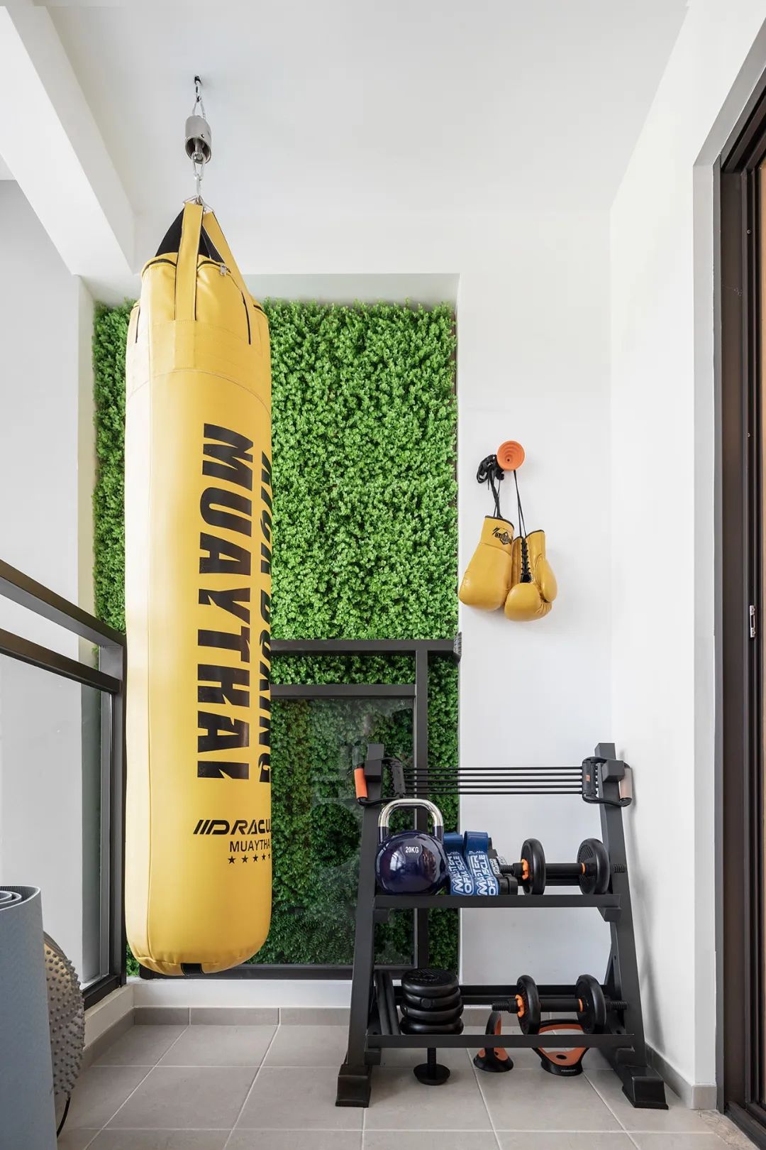 现代简约风格家装设计室内装修效果图-阳台健身区 现代简约风格家装设计室内装修效果图-阳台健身区